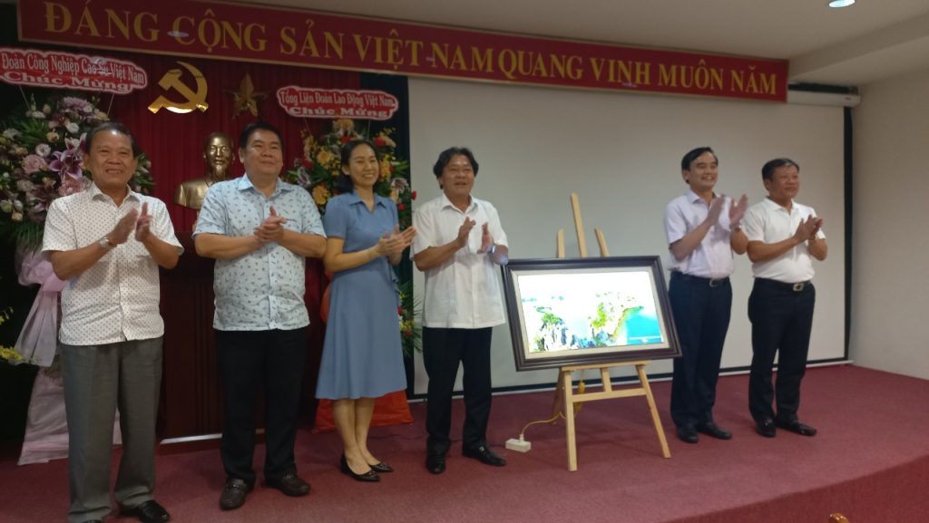 Công đoàn Than Khoáng sản VN trao đổi kinh nghiệm công tác với Công đoàn Cao su VN